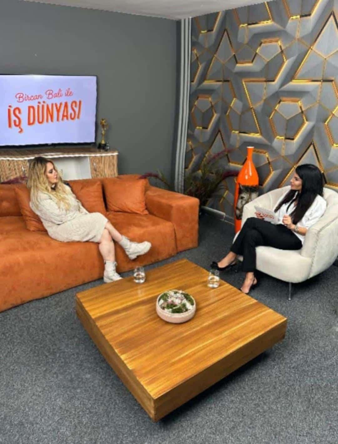 Kadınca TV Bircan Bali